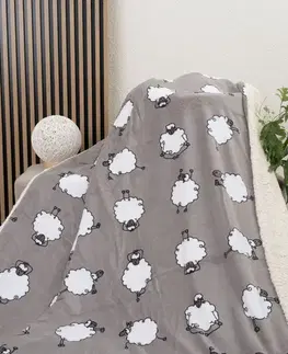 Deky MKLozkoviny.sk Baránková deka mikroplyš 150 × 200 cm – Ovečky Morning Yoga sivé