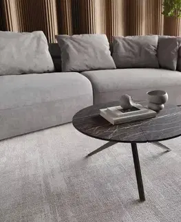 Konferenčné stolíky DELIFE Konferenčný stolík Delron 70x70 cm keramika Laminam®Noir Desir hnedá kovová krížová podstava plochý kov titanový efekt