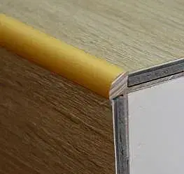 Schodové lišty a profily Schodový profil pre krytiny do 5 mm (skrutkovací) Inox E71