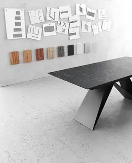 Jedálenské stoly DELIFE Jedálenský stôl Edge 180-220x90cm keramika Laminam®Nero Greco antracitová podstava v tvare V čierna rozkladací
