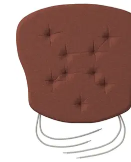 Sedáky Filip s viazaním
