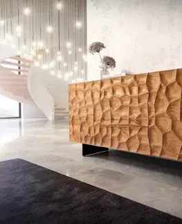 Komody DELIFE Komoda Solu 175 cm akácia prírodná 2 dvierka 3 zásuvky závesná kov čierna 3D čelá