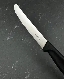 Kuchynské nože VICTORINOX Nôž na paradajky Victorinox SwissClassic 11cm 6.7833
