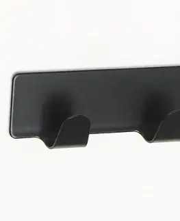 Vešiaky a háčiky na stenu Vešiak kovový 2-háčik čierna BHK0318AA-A