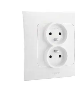 Predlžovacie káble Legrand - Dvojitá domová zásuvka 250V/16A s rámikom NILOE biela LR0028+LR0018