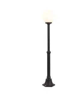 Zahradne stlpove lampy Klasická vonkajšia stojaca lampa čierna s opálovým sklom 140 cm IP44 - Champs