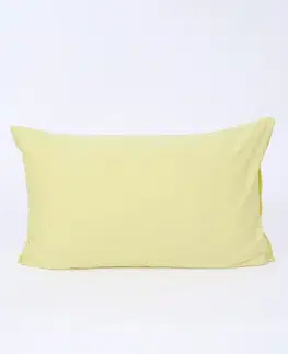 Dekoračné obliečky MKLozkoviny.sk Saténová obliečka na vankúš 40 x 60 cm - Diana pastelovo žltá-  -