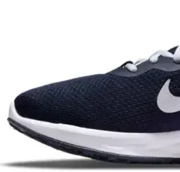 Cesta Nike Revolution 6 Next Nature M Veľkosť: 44 EUR