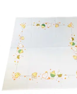 Obrusy Veľkonočný obrus Kuriatka žlté 85x85cm TiaHome