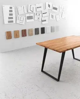 Jedálenské stoly DELIFE Jedálenský stôl Edge 140x90 akácia prírodná kov šikmý Live-Edge