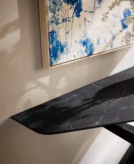 Konzolové stolíky DELIFE Konzolový stolík Edge polygonálny 140×50 cm keramika Laminam® Nero Greco antracitová Zentharo kov čierna
