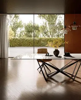 Jedálenské stoly DELIFE Jedálenský stôl Edge 300×100 cm keramika onyx šampanské pavúk plochá oceľ čierna