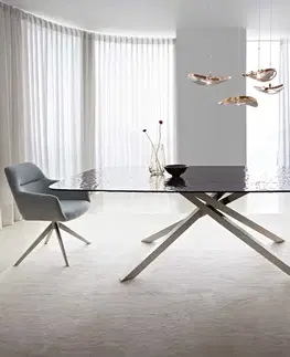 Jedálenské stoly DELIFE Jedálenský stôl Edge zaoblený tvar 240x120 reliéfne sklo dymovo čierna 3D dizajn krížová podstava nerezová oceľ