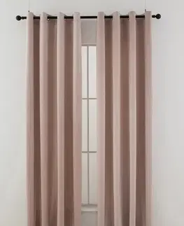 Závesy MKLozkoviny.sk Zamatové zatemňovacie závesy Cesar púdrové - 140 x 180 cm (2ks) - krúžky