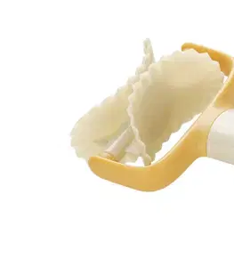 Formy na pečenie Tescoma vykrajovč koliesok s vlnitým okrajom DELÍCIA 7,0cm