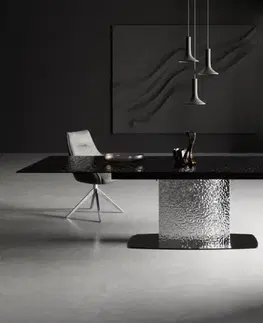 Jedálenské stoly DELIFE Jedálenský stôl Edge 200-300x100 reliéfne sklo dymovo čierna 3D dizajn vlna nerezová oceľ rozkladací