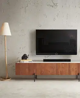 Televízne stolíky DELIFE TV stolík Secara 200 cm akácia hnedá 4 dvierka mramorové nohy čierna