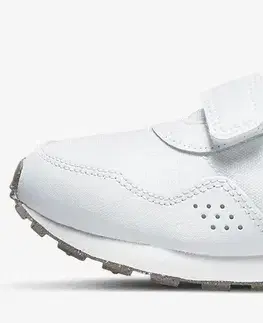 Tenisky Nike MD Valiant SE Veľkosť: 27,5 EUR