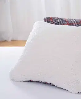 Dekoračné obliečky MKLozkoviny.sk Baránková obliečka na vankúš mikroplyš 45 × 45 cm - Káro červené (2 ks)-  -