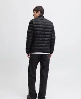 Bundy JACK AND JONES Jack & Jones Fusıon Heat Quılted Puffer Veľkosť: S
