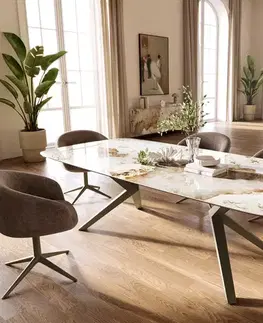 Jedálenské stoly DELIFE Jedálenský stôl Edge zaoblený 260×120 cm keramika Minas Melange bielo-béžová Zenthara hranatý kov titánová farba efekt