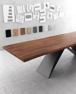 Jedálenské stoly DELIFE Jedálenský stôl Edge 300x100 XL akácia hnedá podstava v tvare V plochá oceľ čierna Live-Edge