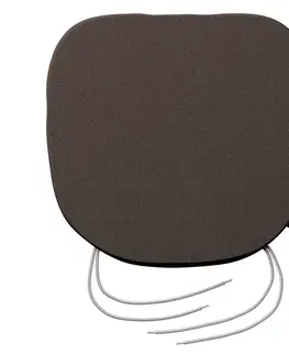 Sedáky Boris s viazaním
