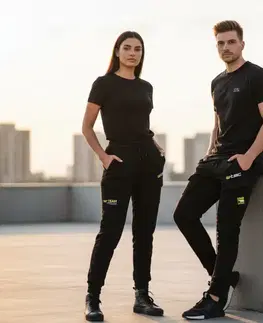 Pánske klasické nohavice Tepláky W-TEC Signature čierna - M