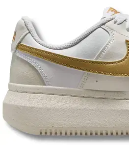 Tenisky Nike Court Vision Alta W Veľkosť: 38 EUR