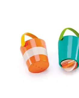 Hračky do vody a piesku Hape Set farebných vedierok do vody HAPE