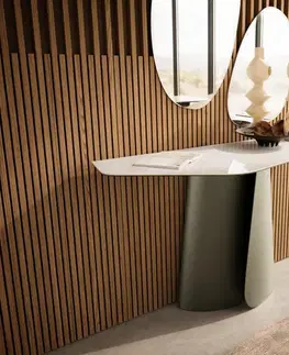 Konzolové stolíky DELIFE Konzolový stolík Edge polygonálny 140×50 cm keramika onyx šampanské Livos kov titánová farba