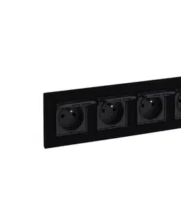 Predlžovacie káble Legrand- Štvornásobná vonkajšia zásuvka 250V/16A IP44 NILOE STEP čierna LR0047+LR0035+LR0035+LR0035+LR0035