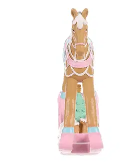 Vianočné dekorácie Vianočná dekorácia Hojdací koník, ružová, polyresin, 17 cm