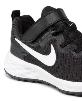 Tenisky Nike Revolution 6 Younger Kids Veľkosť: 27,5 EUR