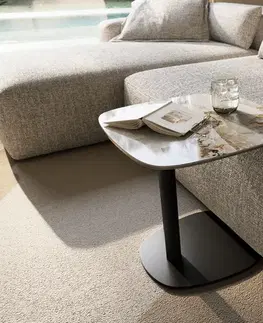 Odkládací stolky DELIFE Konferenčný stolík Edge zaoblený tvar 50×50 cm keramika Patagonia leštená Eleny kov čierna