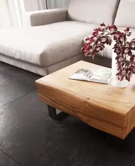 Konferenčné stolíky DELIFE Konferenčný stolík New Live-Edge 80x60 cm akácia prírodná 2 zásuvky kovová tenká podstava čierna