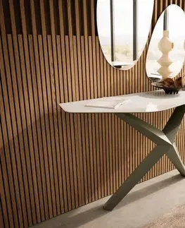Konzolové stolíky DELIFE Konzolový stolík Edge polygonálny 140×50 cm keramika onyx šampanské Zentharo kov titánová farba