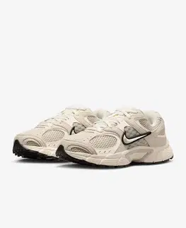 Tenisky Nike V5 RNR W Veľkosť: 37,5 EUR