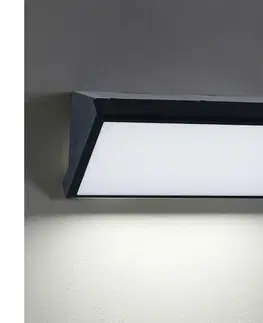 Záhradné lampy BRILAGI - LED vonkajšie nástenné svietidlo so senzorom TRIANGLE LED/20W/230V čierne BRI068