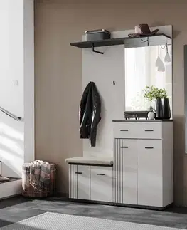 Predsieňový nábytok Predsieňový nábytok Hugo II Cc Hg2+P2 Vankúš Kašmír/Čierna