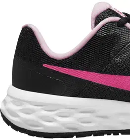 Tenisky Nike Revolution 6 Road Older Kids Veľkosť: 35,5 EUR