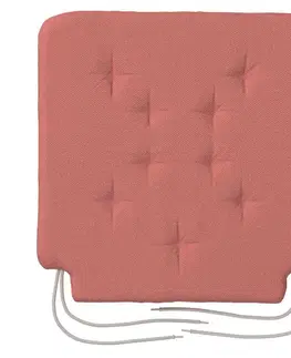Sedáky Oliver s viazaním