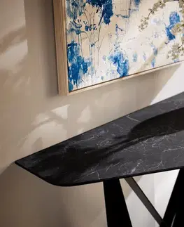 Konzolové stolíky DELIFE Konzolový stolík Edge polygonálny 140×50 cm keramika Laminam® Nero Greco antracitová Spios kov čierna