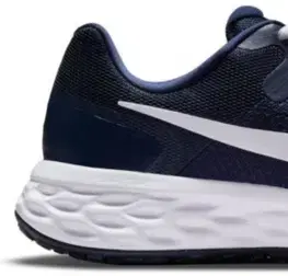 Cesta Nike Revolution 6 Next Nature M Veľkosť: 44 EUR