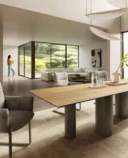 Jedálenské stoly DELIFE Jedálenský stôl Edge 300x100 keramika Laminam® Sabbia dubová farba Pilier kov efekt titán