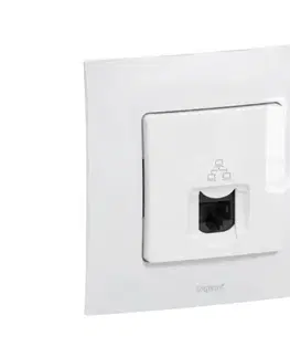 Predlžovacie káble Legrand - Ethernetová zásuvka RJ45 s rámčekom NILOE biela LR0028+LR0020