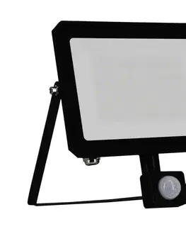 Svietidlá Osram - LED reflektor s pohybovým senzorom FLOODLIGHT LED/50W/230V 6500K IP65 čierna 4099854489846