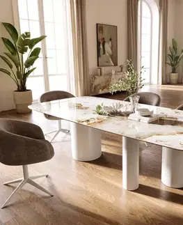 Jedálenské stoly DELIFE Jedálenský stôl Edge zaoblený tvar 260×120 cm keramika Minas Melange bielo-béžová Troa kov biela