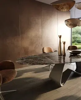 Jedálenské stoly DELIFE Jedálenský stôl Edge oválny 315×150 cm keramika emperador extra lucidato tmavohnedá podstava v tvare W kov titánová farba