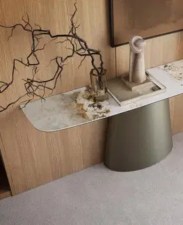 Konzolové stolíky DELIFE Konzolový stolík Edge zaoblený tvar 180×40 cm keramika Minas Melange bielo-béžová Conos kov titánová farba